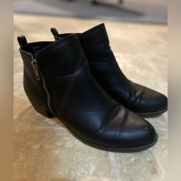 Madden Girl Borelo ankle boot - Picture 2 of 3